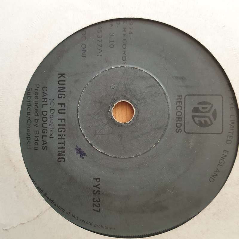 Carl Douglas   Kung Fu Fighting (Rhodesia) - Vinyl 7" Record - Very-Good+ Quality (VG+) (veryg...