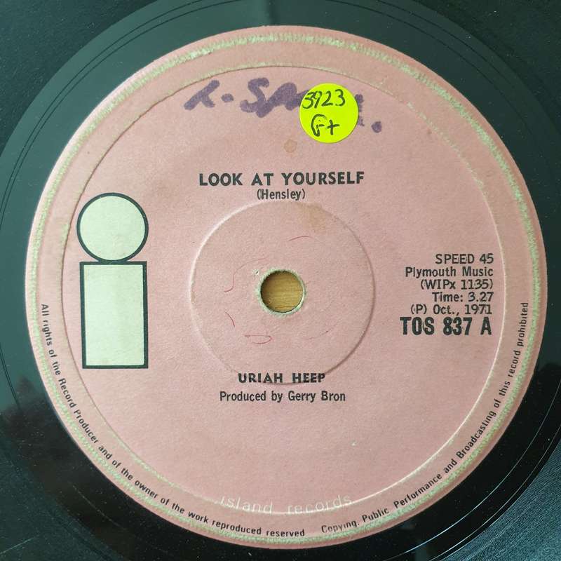 Uriah Heep  Look At Yourself / Simon The Bullet Freak - Vinyl 7" Record - Good+ Quality (G+) (...