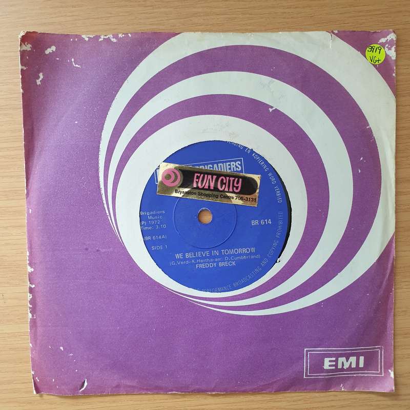 Freddy Breck  We Believe In Tomorrow - Vinyl 7" Record - Very-Good+ Quality (VG+) (verygoodplus)