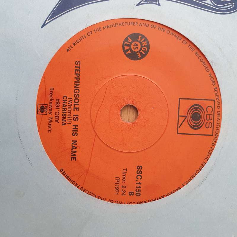 Charisma  Mammy Blue - Vinyl 7" Record - Very-Good+ Quality (VG+) (verygoodplus)