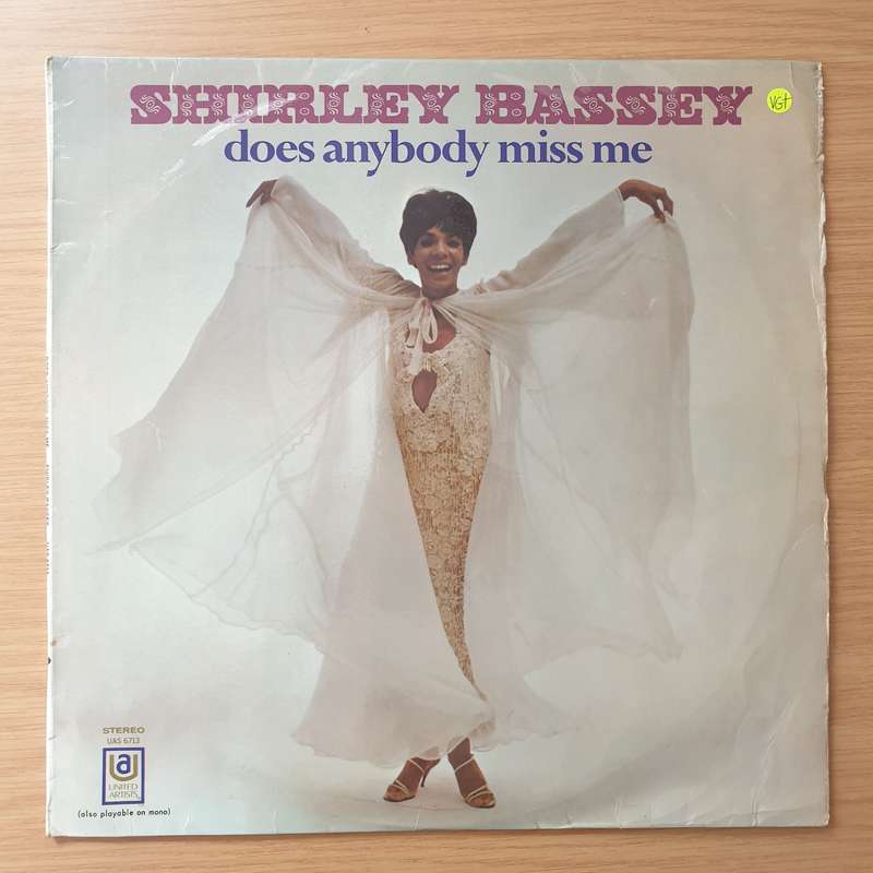 Shirley Bassey - Does Anybody Miss Me - Vinyl LP Record - Very-Good+ Quality (VG+) (verygoodplus)