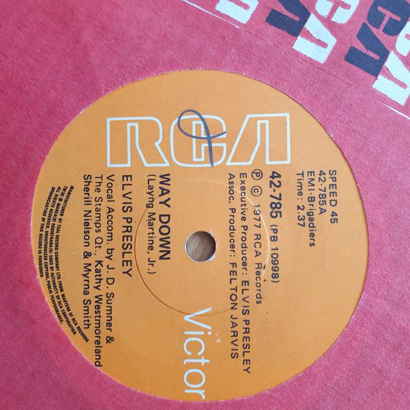 Elvis Presley  Way Down - Vinyl 7" Record - Very-Good+ Quality (VG+) (verygoodplus)