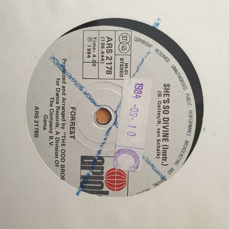Forrest  She's So Divine - Vinyl 7" Record - Very-Good+ Quality (VG+) (verygoodplus)