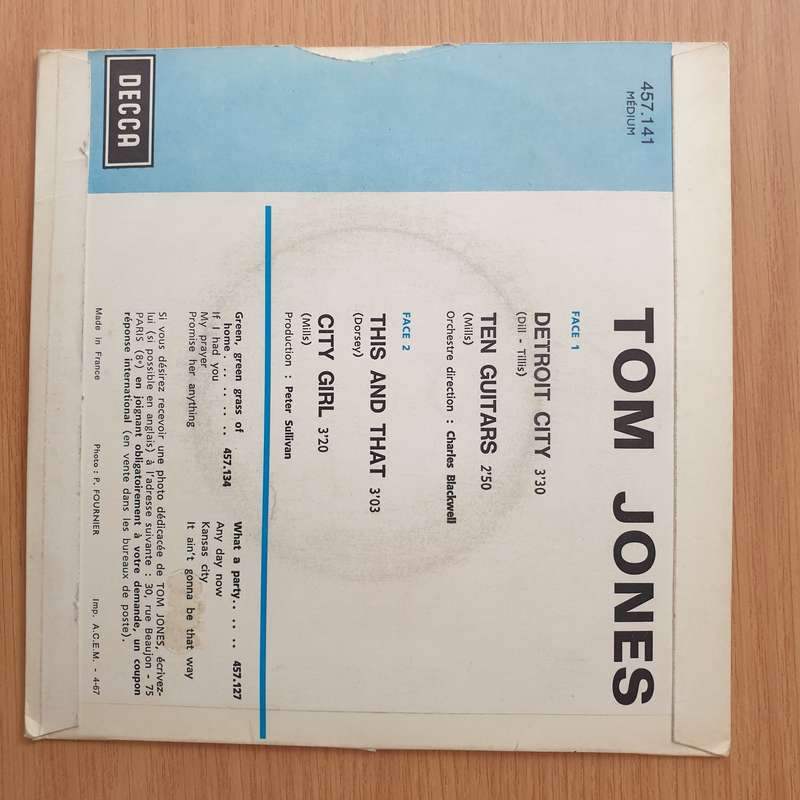 Tom Jones  Detroit City - Vinyl 7" Record - Very-Good+ Quality (VG+) (verygoodplus)