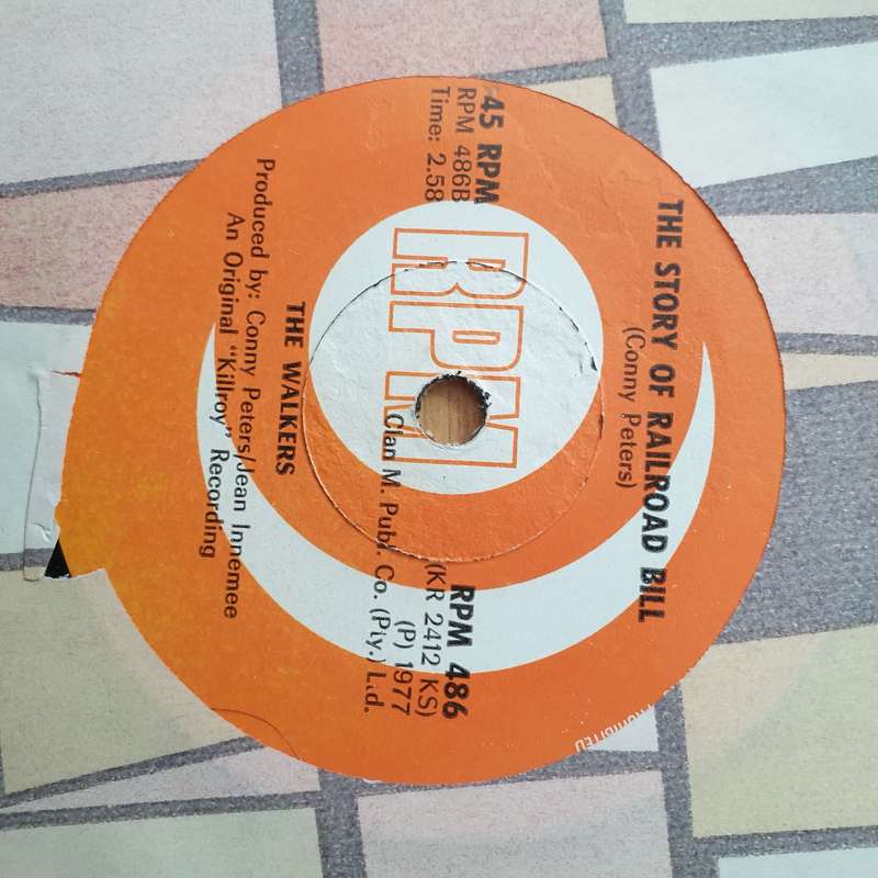 The Walkers  It's So Crazy - Vinyl 7" Record - Very-Good+ Quality (VG+) (verygoodplus)