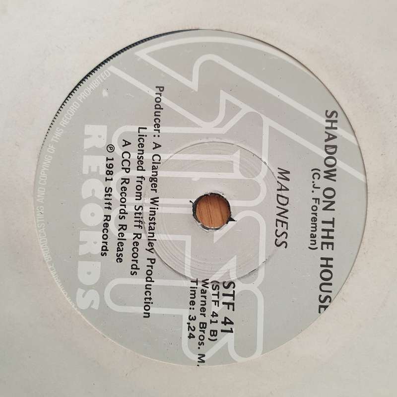 Madness  It Must Be Love - Vinyl 7" Record - Very-Good+ Quality (VG+) (verygoodplus)