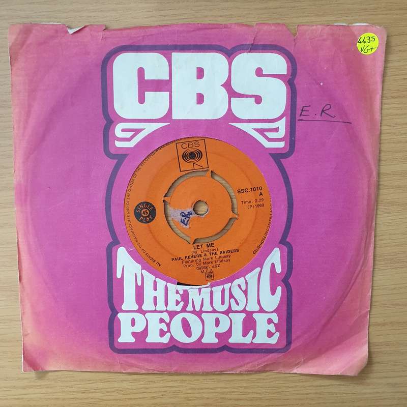Paul Revere & The Raiders  Let Me / I Don't Know - Vinyl 7" Record - Very-Good+ Quality (VG+) ...