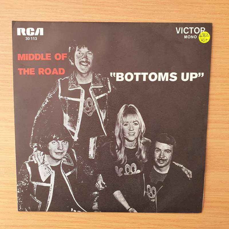 Middle Of The Road  Bottoms Up - Vinyl 7" Record - Very-Good+ Quality (VG+) (verygoodplus)