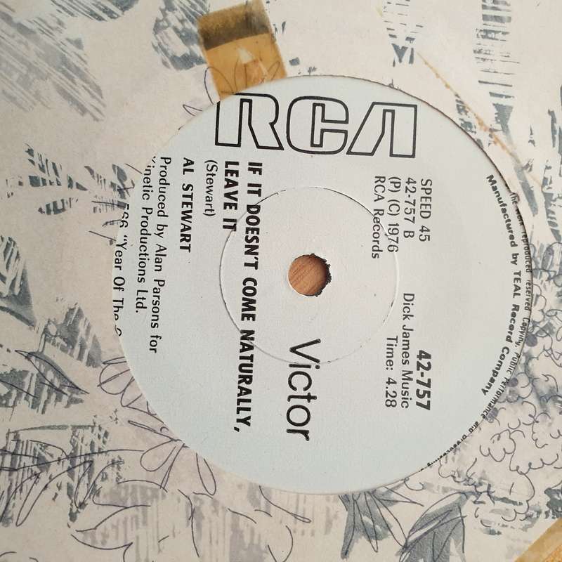 Al Stewart  Sand In Your Shoes -  Vinyl 7" Record - Very-Good+ Quality (VG+) (verygoodplus)
