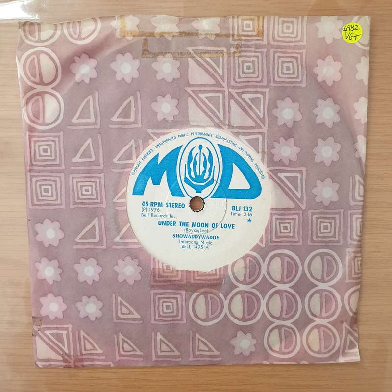Showaddywaddy  Under The Moon Of Love (Rhodesia) -  Vinyl 7" Record - Very-Good+ Quality (VG+)...