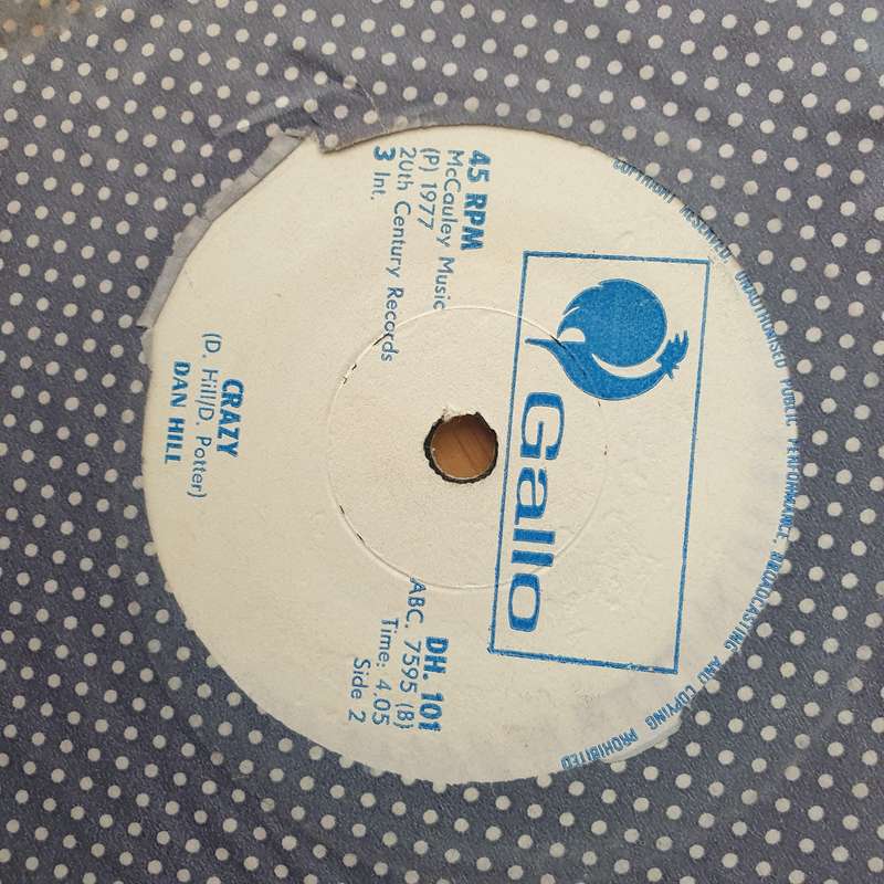 Dan Hill  Sometimes When We Touch (Rhodesia) -  Vinyl 7" Record - Very-Good+ Quality (VG+) (ve...