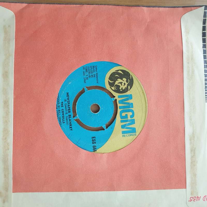 The Cowsills  Indian Lake -  Vinyl 7" Record - Very-Good+ Quality (VG+) (verygoodplus)