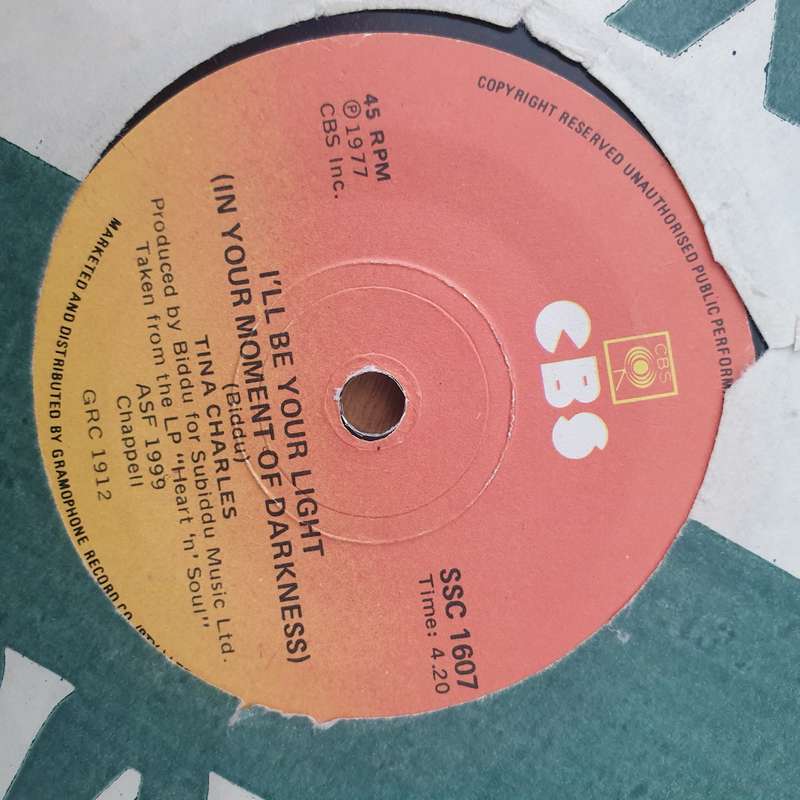 Tina Charles  Fallin' In Love In Summertime -  Vinyl 7" Record - Very-Good+ Quality (VG+) (ver...