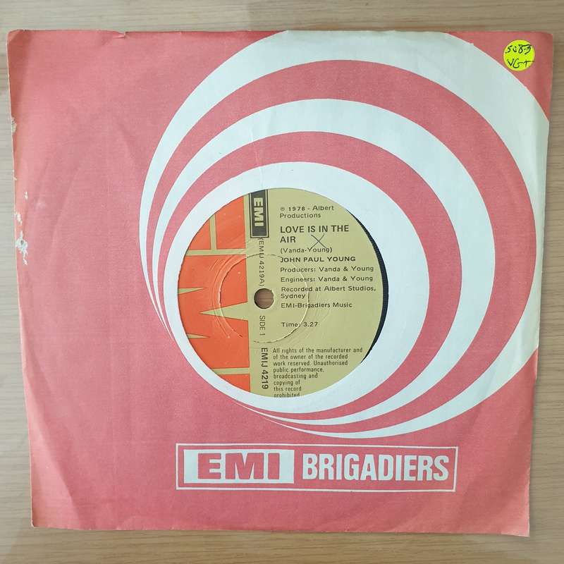 John Paul Young  Love Is In The Air -  Vinyl 7" Record - Very-Good+ Quality (VG+) (verygoodplus)