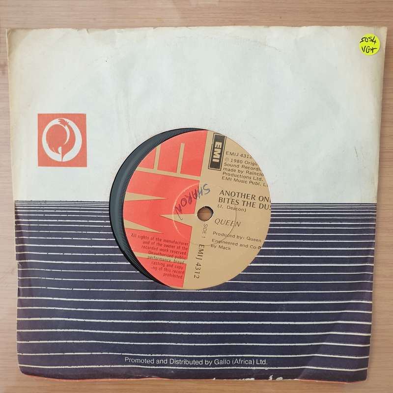 Queen  Another One Bites The Dust -  Vinyl 7" Record - Very-Good+ Quality (VG+) (verygoodplus)