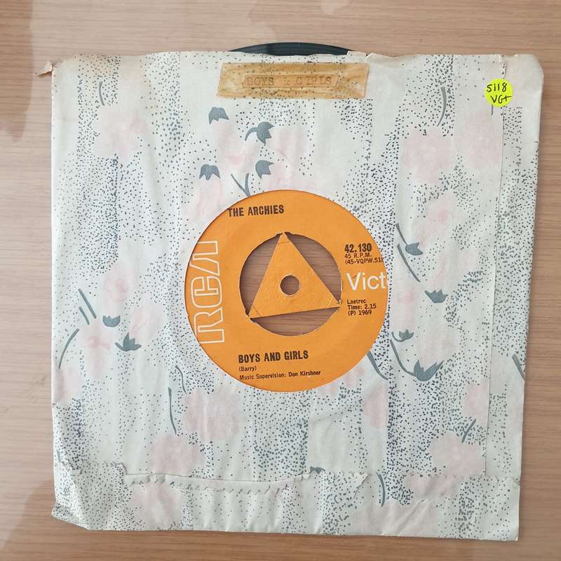 The Archies  Boys And Girls -  Vinyl 7" Record - Very-Good+ Quality (VG+) (verygoodplus)