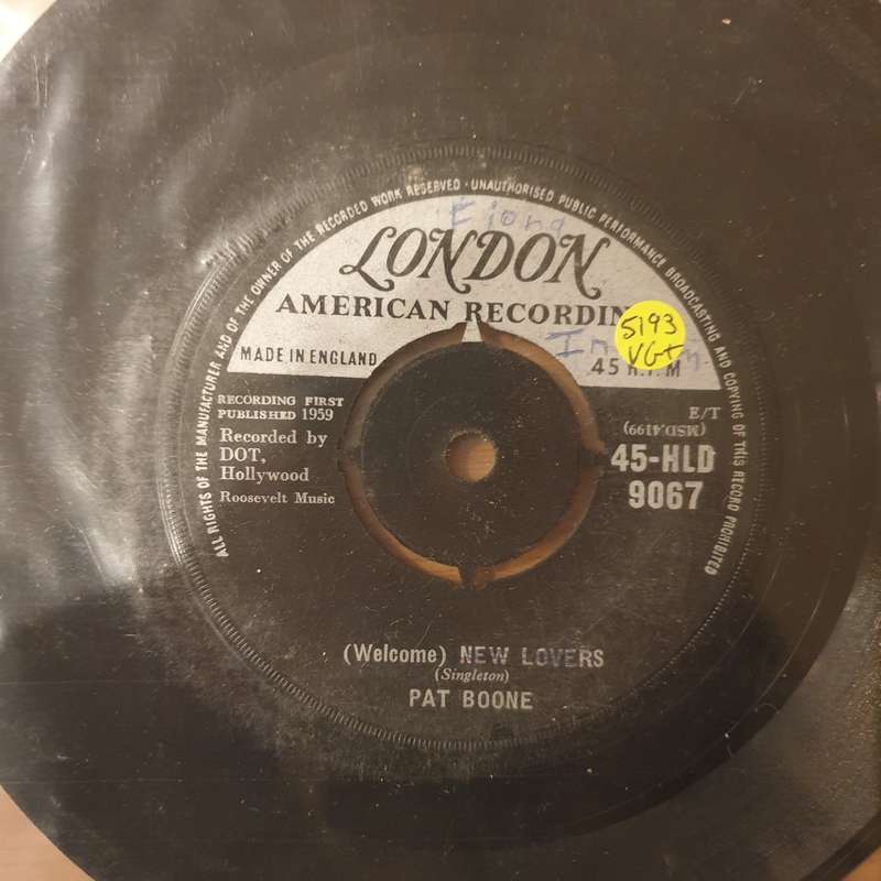 Pat Boone  (Welcome) New Lovers -  Vinyl 7" Record - Very-Good+ Quality (VG+) (verygoodplus)
