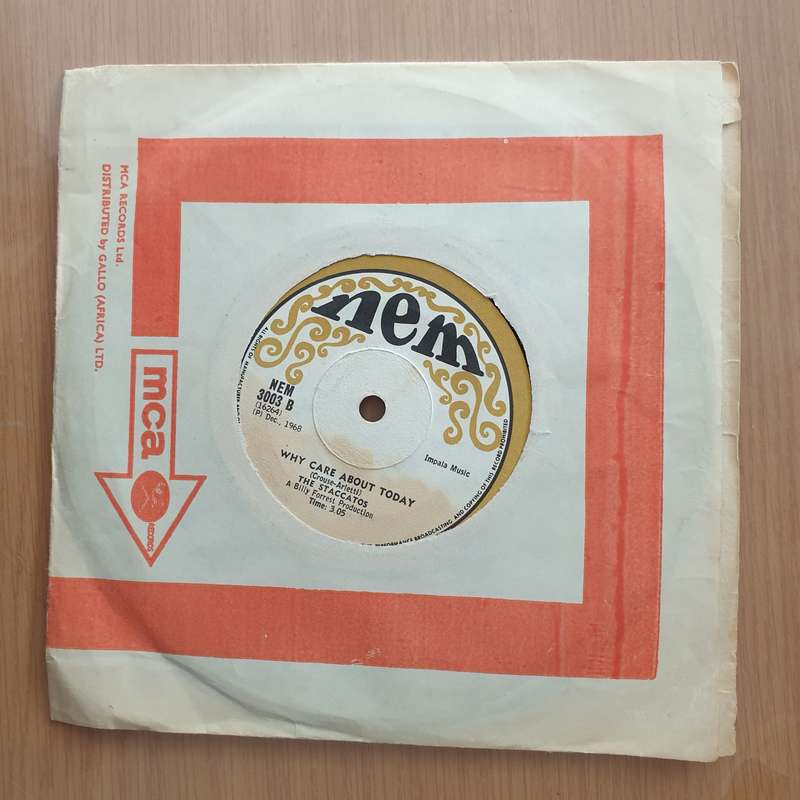 The Staccatos  Cry To Me - Vinyl 7" Record - Very-Good+ Quality (VG+) (verygoodplus)