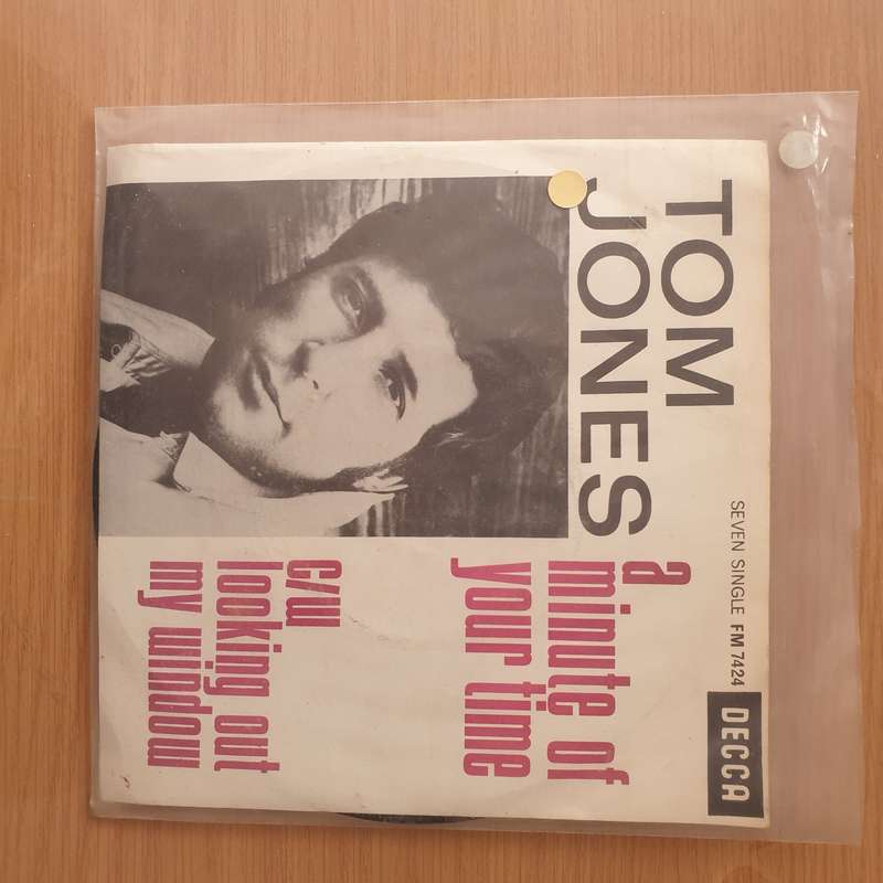 Tom Jones  A Minute Of Your Time / Looking Out My Window - Vinyl 7" Record - Very-Good+ Qualit...