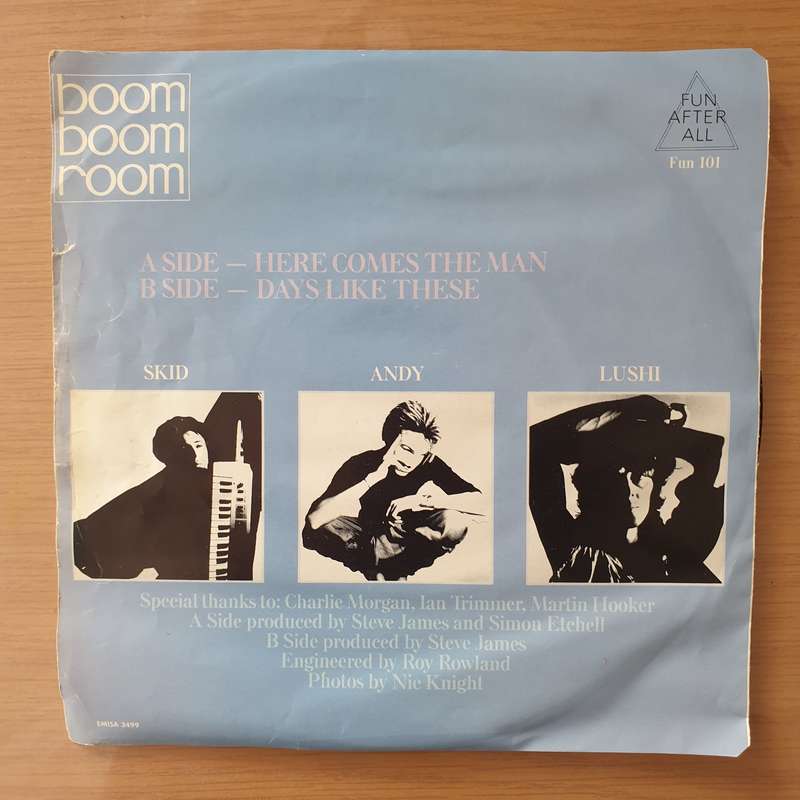 Boom Boom Room  Here Comes The Man - Vinyl 7" Record - Very-Good+ Quality (VG+) (verygoodplus)