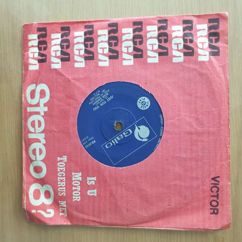 Alan Garrity  Put Your Hand In the Hand - Vinyl 7" Record - Very-Good+ Quality (VG+) (verygood...