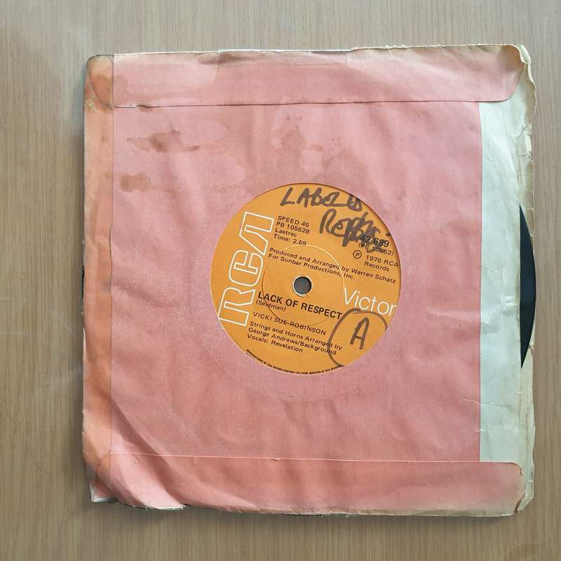 Vicki Sue Robinson  Turn The Beat Around - Vinyl 7" Record - Very-Good+ Quality (VG+) (verygoo...