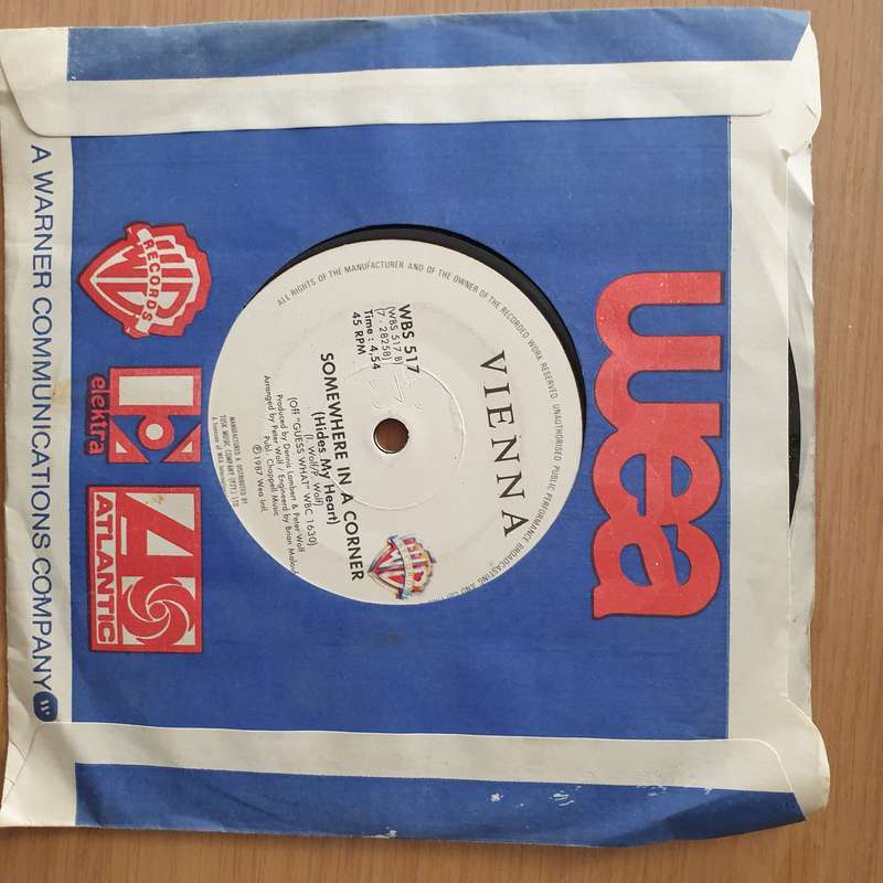 Vienna - Talking With The Heart - Vinyl 7" Record - Very-Good+ Quality (VG+) (verygoodplus)