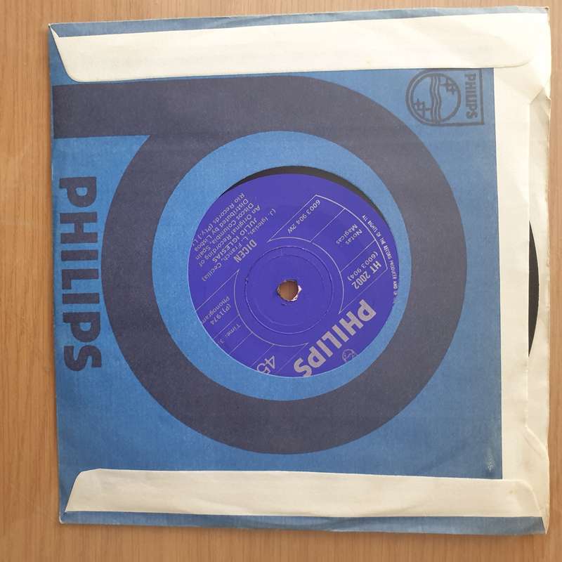 Julio Iglesias  Manuela - Vinyl 7" Record - Very-Good+ Quality (VG+) (verygoodplus)
