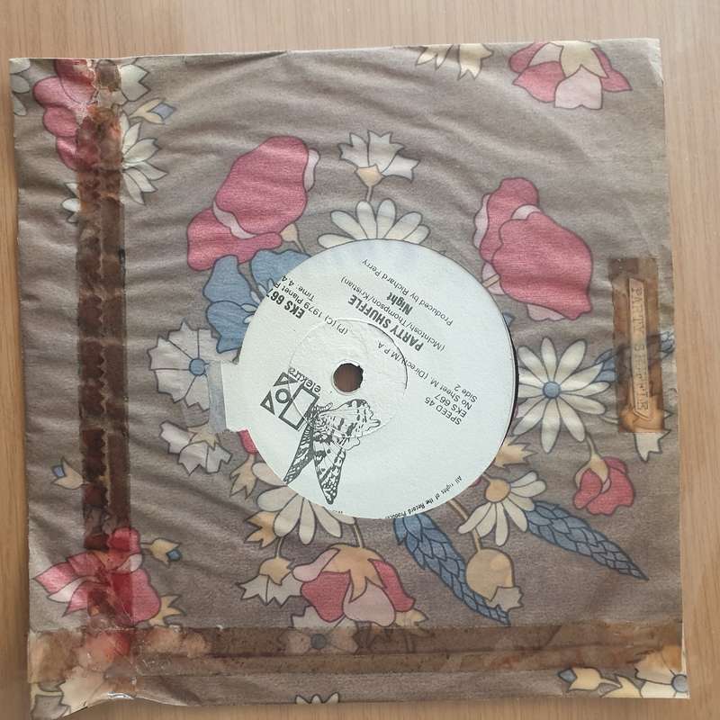 Night  Hot Summer Nights (Rhodesia) - Vinyl 7" Record - Very-Good+ Quality (VG+) (verygoodplus)