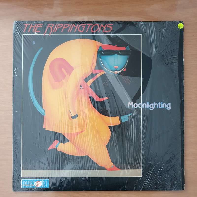 The Rippingtons  Moonlighting - Vinyl LP Record - Very-Good+ Quality (VG+) (verygoodplus)