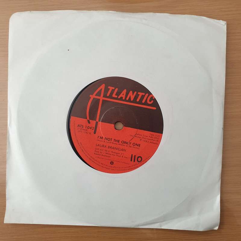 Laura Branigan  Solitaire / I'm Not The Only One - Vinyl 7" Record - Very-Good+ Quality (VG+) ...