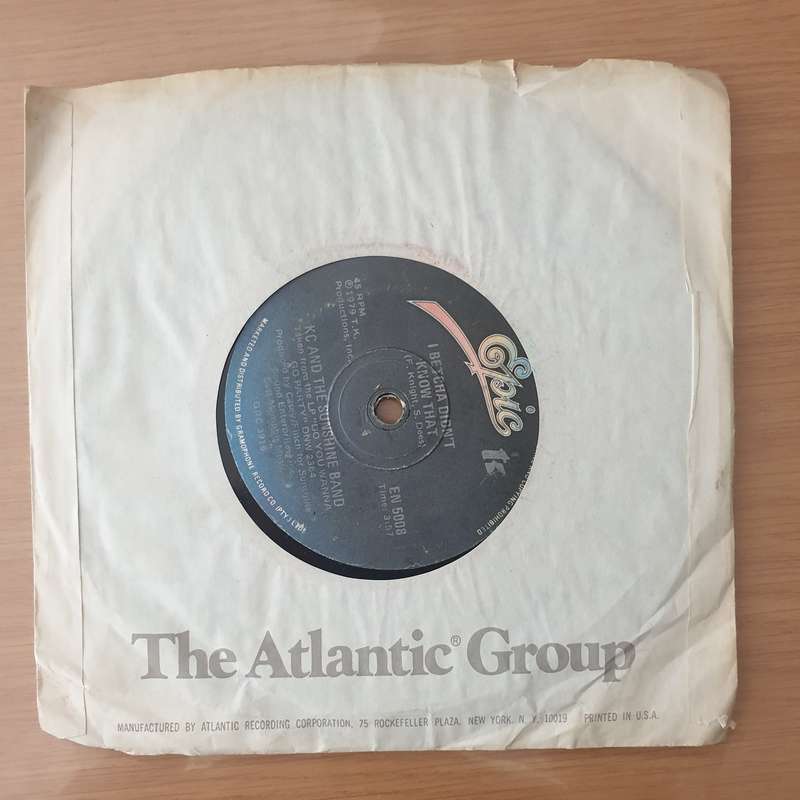 KC And The Sunshine Band  Please Don't Go - Vinyl 7" Record - Very-Good+ Quality (VG+) (verygo...