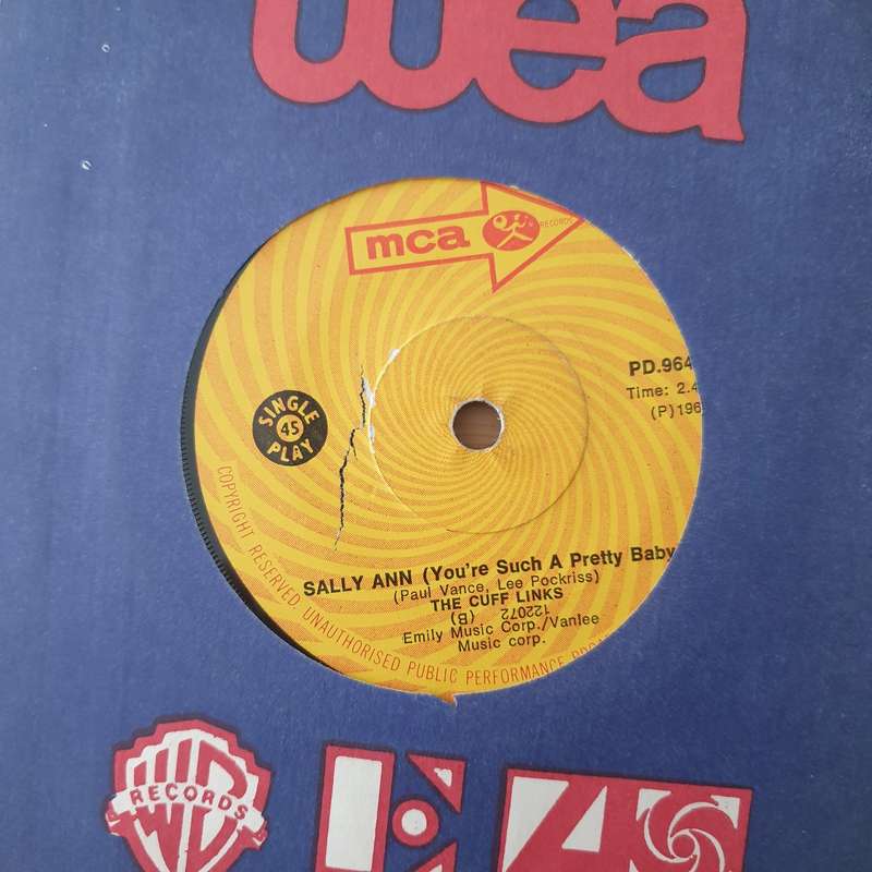 The Cuff Links  When Julie Comes Around / Sally Ann - Vinyl 7" Record - Very-Good+ Quality (VG...
