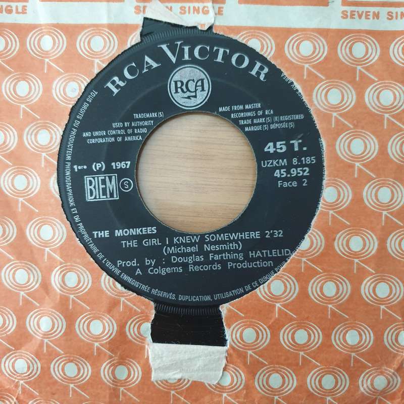 The Monkees  A Little Bit Me, A Little Bit You / The Girl I Knew Somewhere - Vinyl 7" Record -...