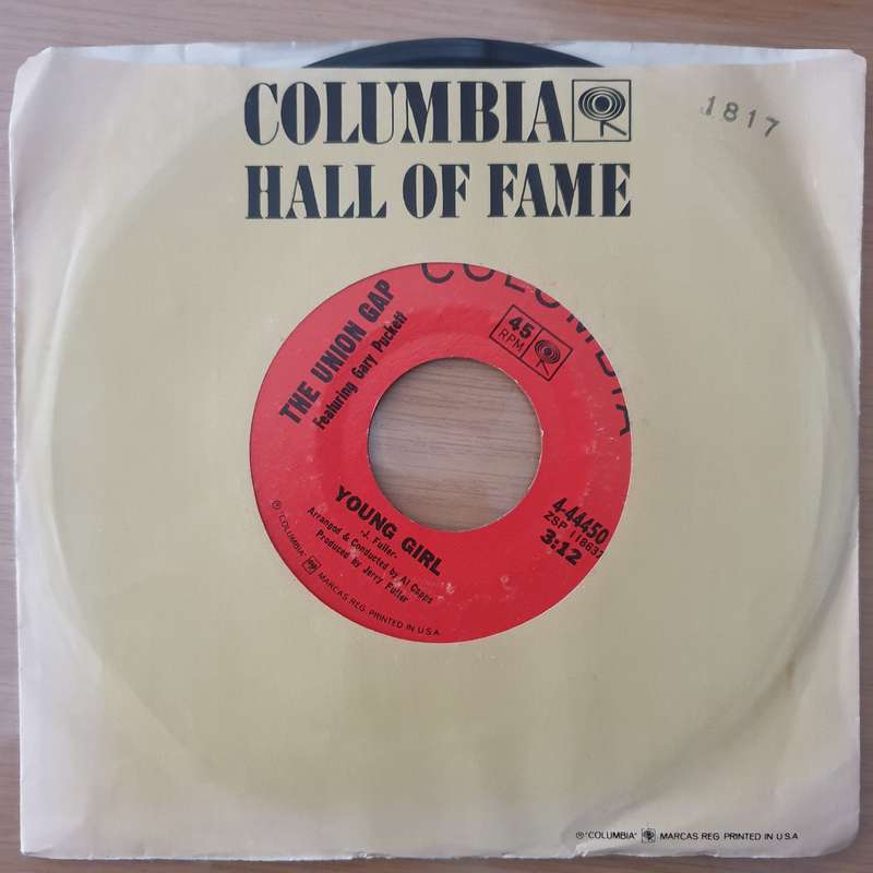 The Union Gap Featuring Gary Pucket  Young Girl - Vinyl 7" Record - Very-Good+ Quality (VG+) (...