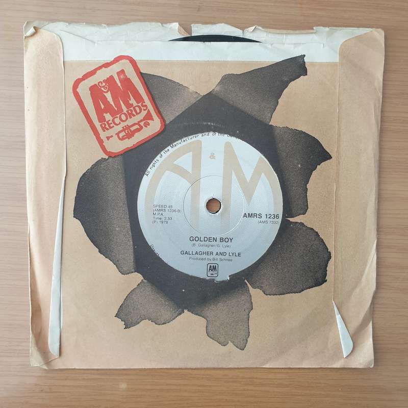 Gallagher And Lyle  Showdown - Vinyl 7" Record - Very-Good+ Quality (VG+) (verygoodplus)