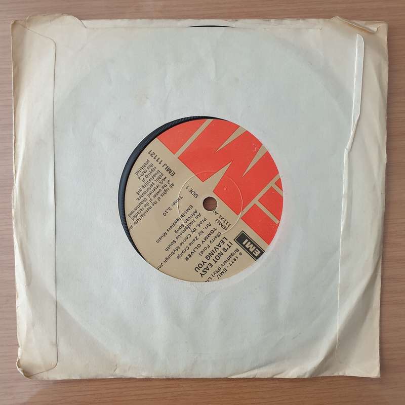 Tommy Oliver  It's Not Easy Leaving You - Vinyl 7" Record - Very-Good+ Quality (VG+) (verygood...