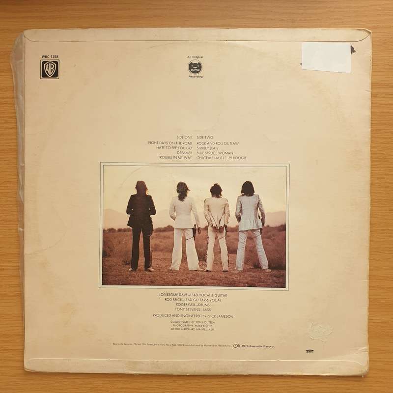 Foghat - Rock And Roll Outlaws - Vinyl LP Record - Very-Good+ Quality (VG+)