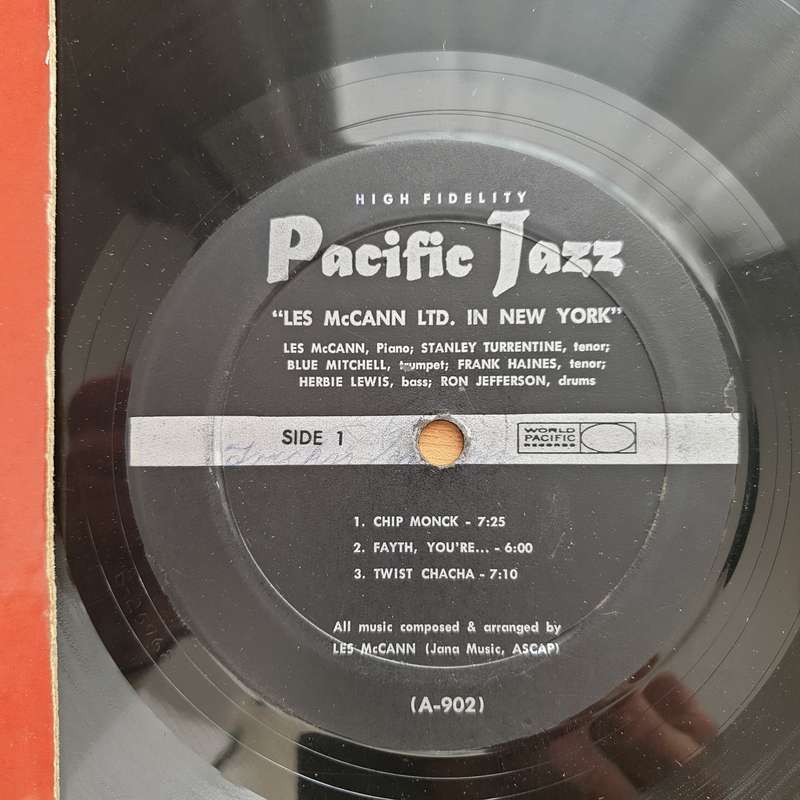 Les McCann Ltd. - Stanley Turrentine, Blue Mitchell In New York (Recorded "Live" At The Village G...