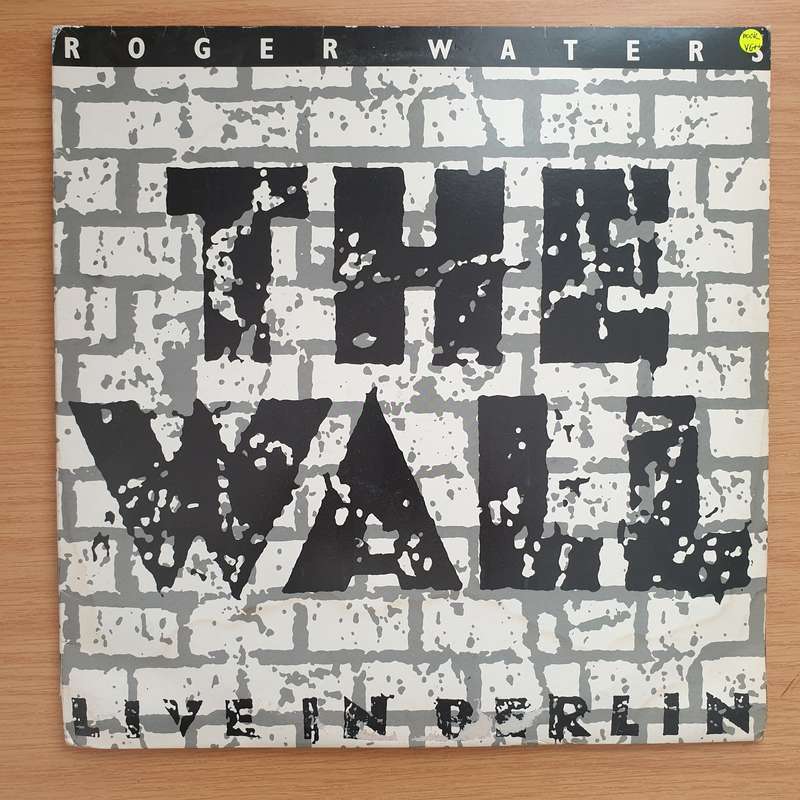 Roger Waters  The Wall (Live In Berlin) (with booklet)-  Vinyl LP Record - Very-Good+ Quality ...