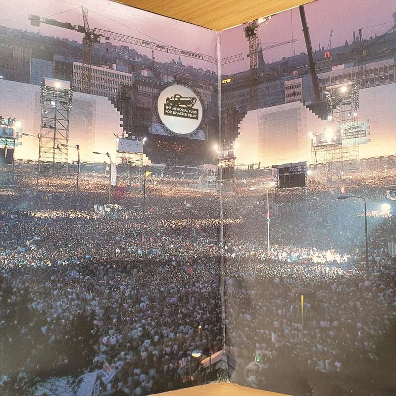 Roger Waters  The Wall (Live In Berlin) (with booklet)-  Vinyl LP Record - Very-Good+ Quality ...