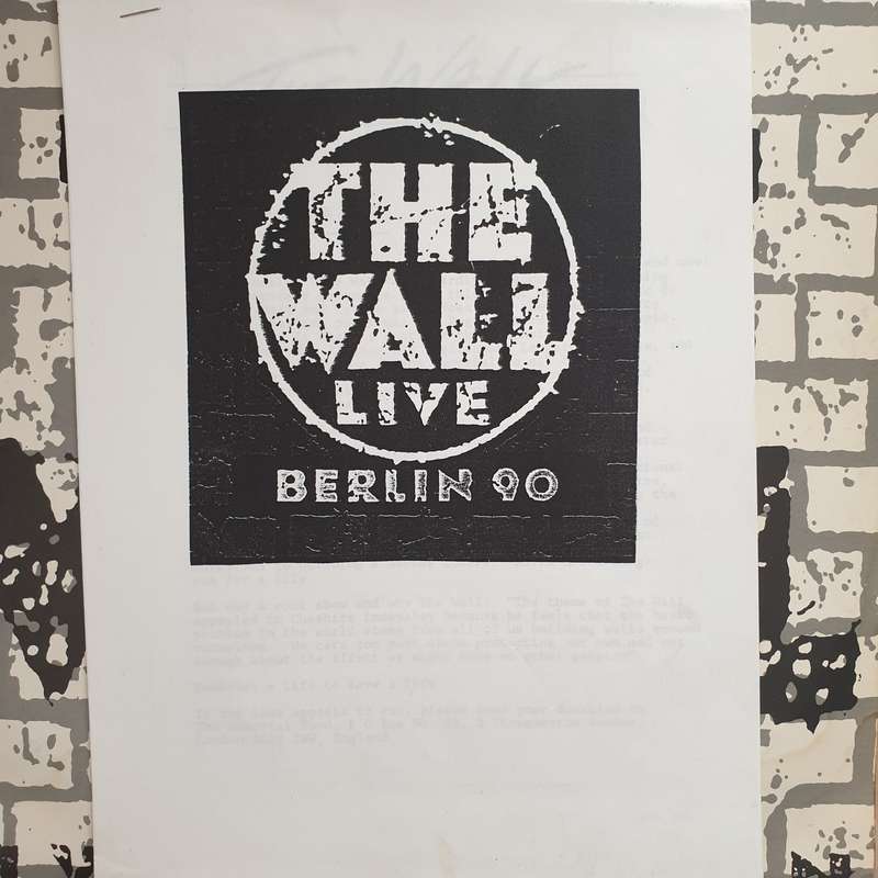 Roger Waters  The Wall (Live In Berlin) (with booklet)-  Vinyl LP Record - Very-Good+ Quality ...