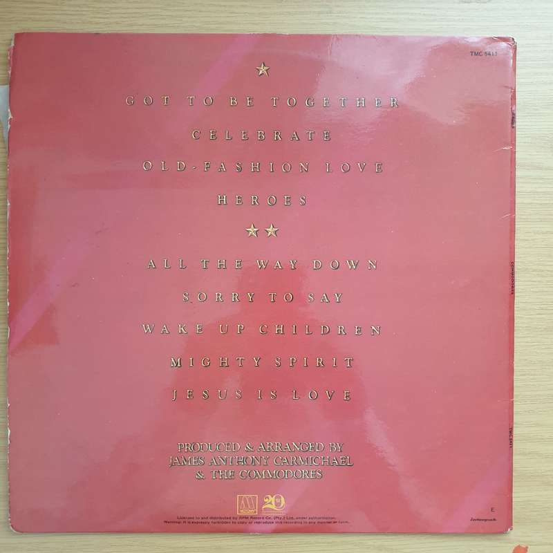 Commodores  Heroes - Vinyl LP Record - Very-Good+ Quality (VG+)