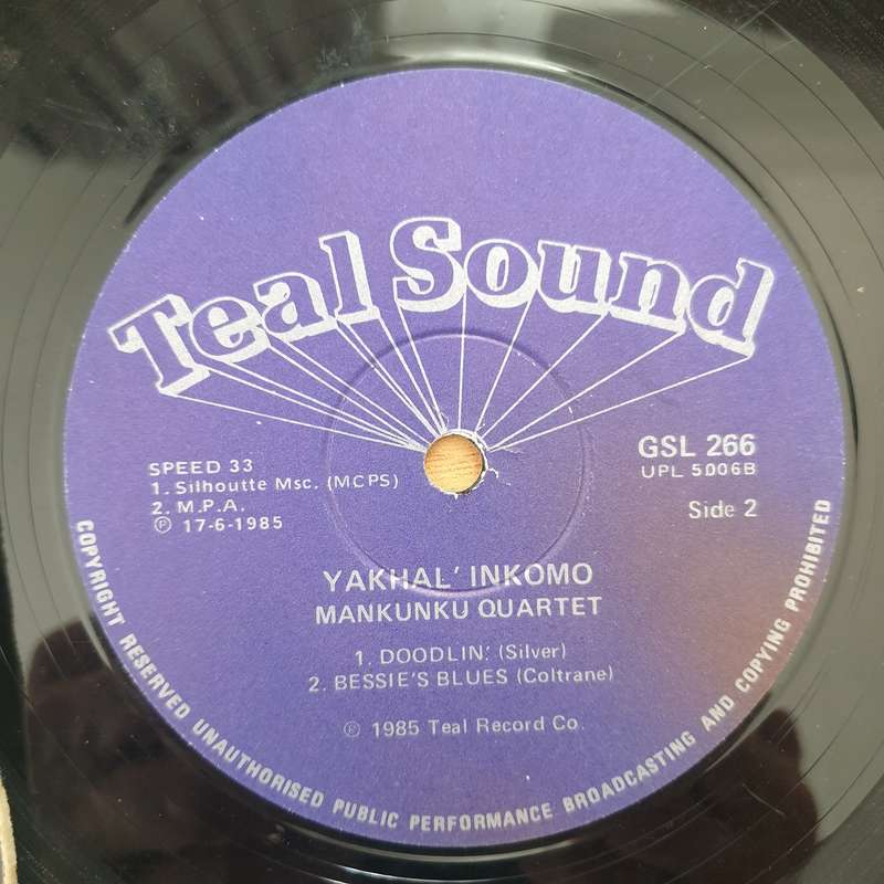 Mankunku Quartet  Yakhal' Inkomo (Rare SA) - Vinyl LP Record - Very-Good- Quality (VG-) (veryg...