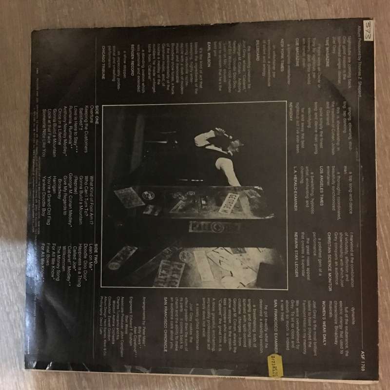 Joel Grey  Live! - Vinyl LP Record - Opened  - Very-Good+ Quality (VG+)