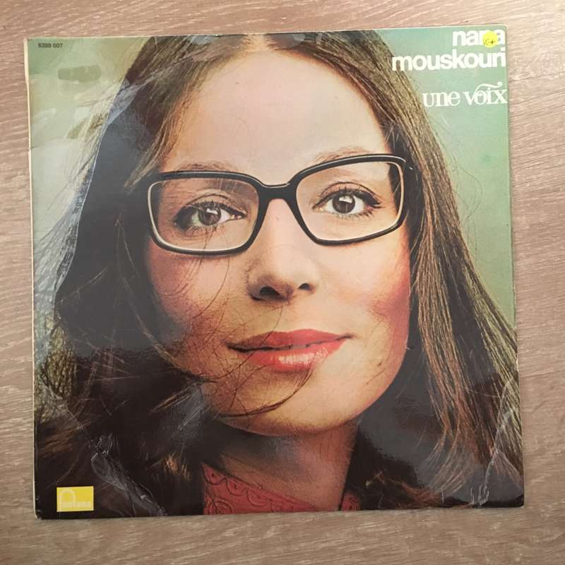 Nana Mouskouri  Une Voix - Vinyl LP Record - Opened  - Very-Good+ Quality (VG+)