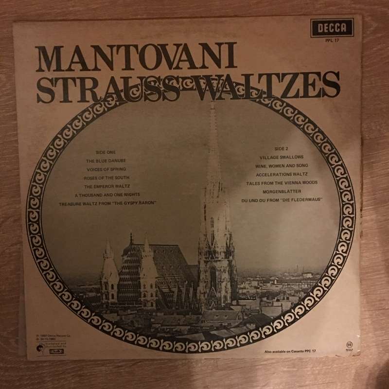 Mantovani And His Orchestra  Strauss Waltzes - Vinyl LP Record Opened - Near Mint Condition...