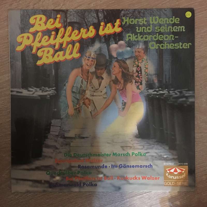 Horst Wende's Accordeon-Band  Bei Pfeiffers Ist Ball - Vinyl LP Record - Opened  - Good+ Qu...