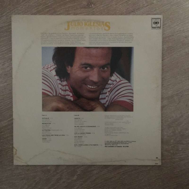 Julio Iglesias - Momentos - Vinyl LP Record - Very-Good+ Quality (VG+)