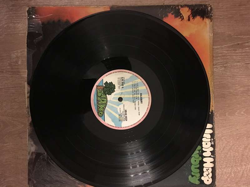 Uriah Heep - Salisbury (9152) - Vinyl LP Record - Opened  - Very-Good Quality (VG)